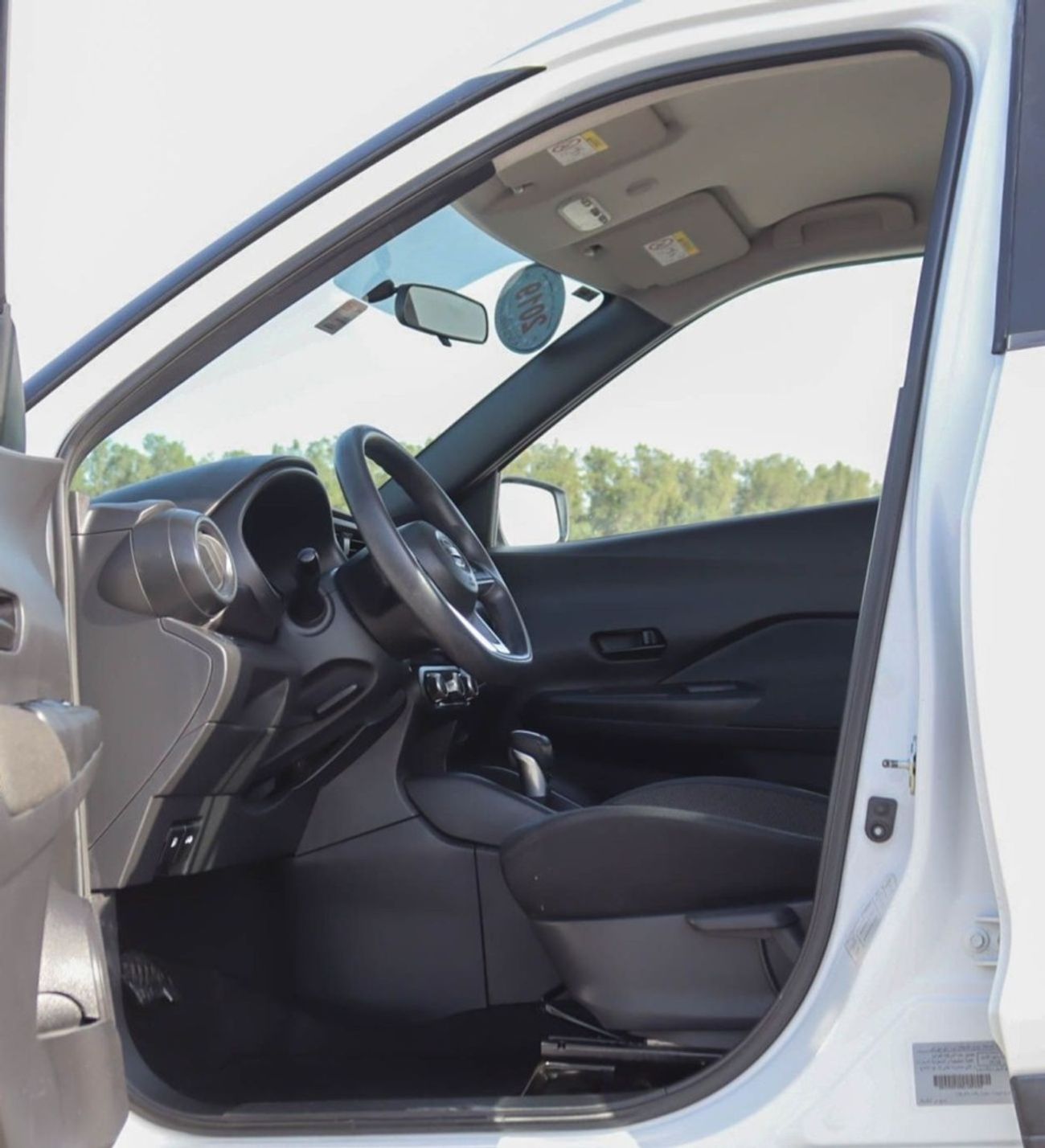 نيسان كيكس S 1.6L Nissan kicks 1.6 L 2019 GCC accident free in excellent condition 670 P.M.