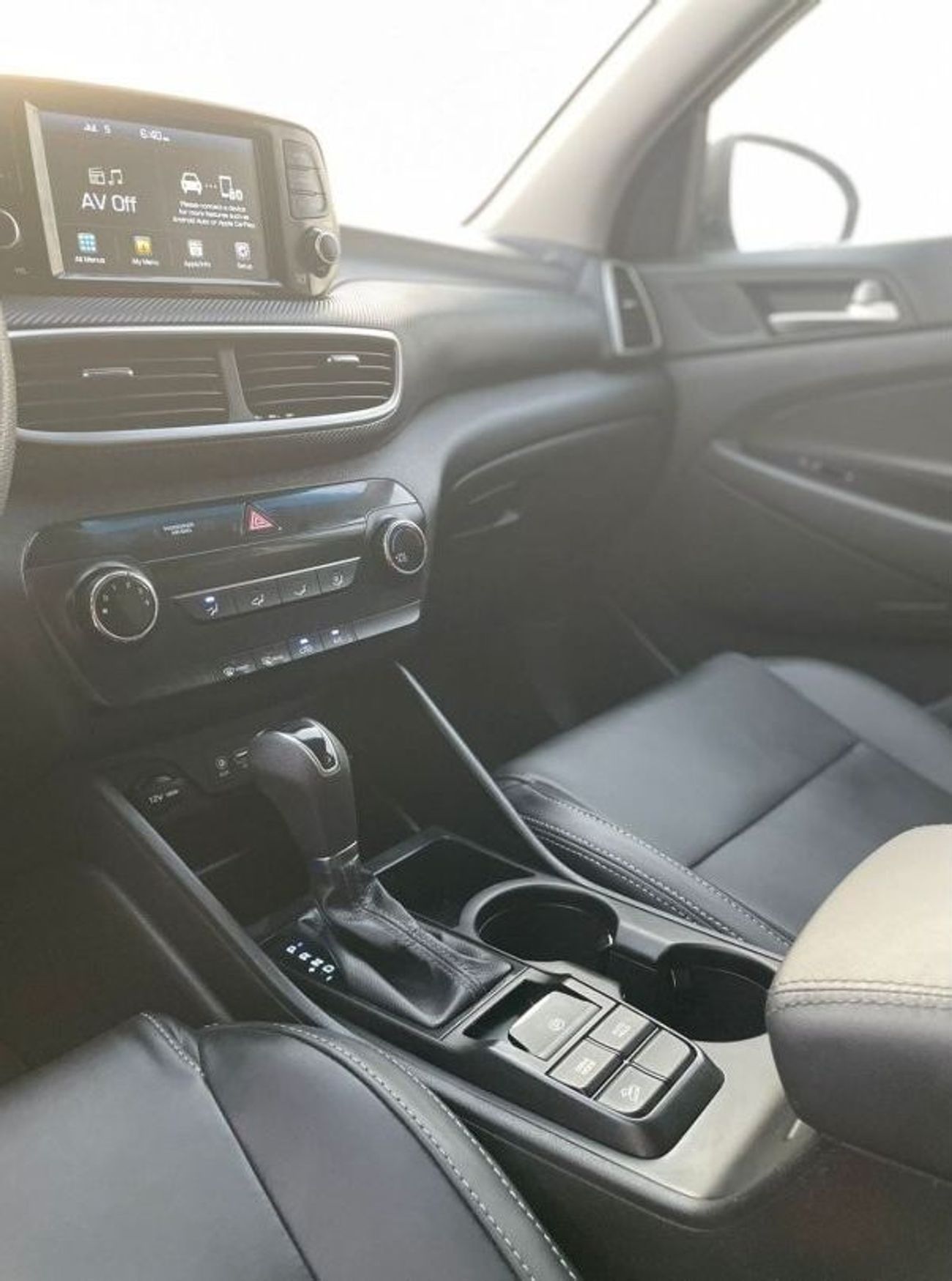 Hyundai Tucson 2019 Hyundai Tucson SEL GDi With Lane Assist - 2.0L V4 - AWD 4x4 - Leather Seats - 93,500 Mileage