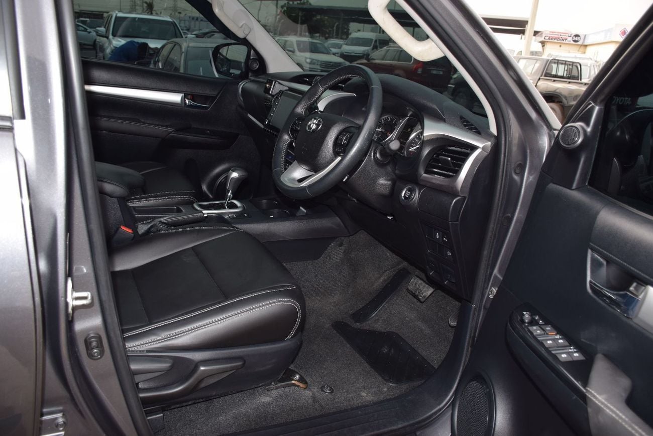 تويوتا هيلوكس DOUBLE CAB | DIESEL 2.8L | 4x4