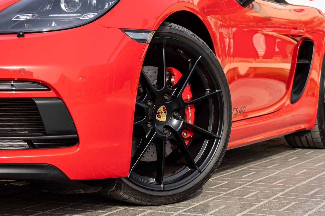 Porsche 718 Boxster GTS 4.0L A/T