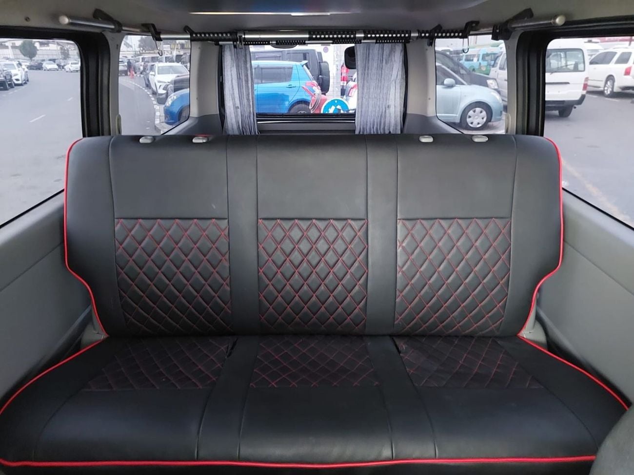 Toyota Hiace TOYOTA HIACE VAN RHD 2005 MODEL 2.0 L PETROL AUTOMATIC(PM16078)