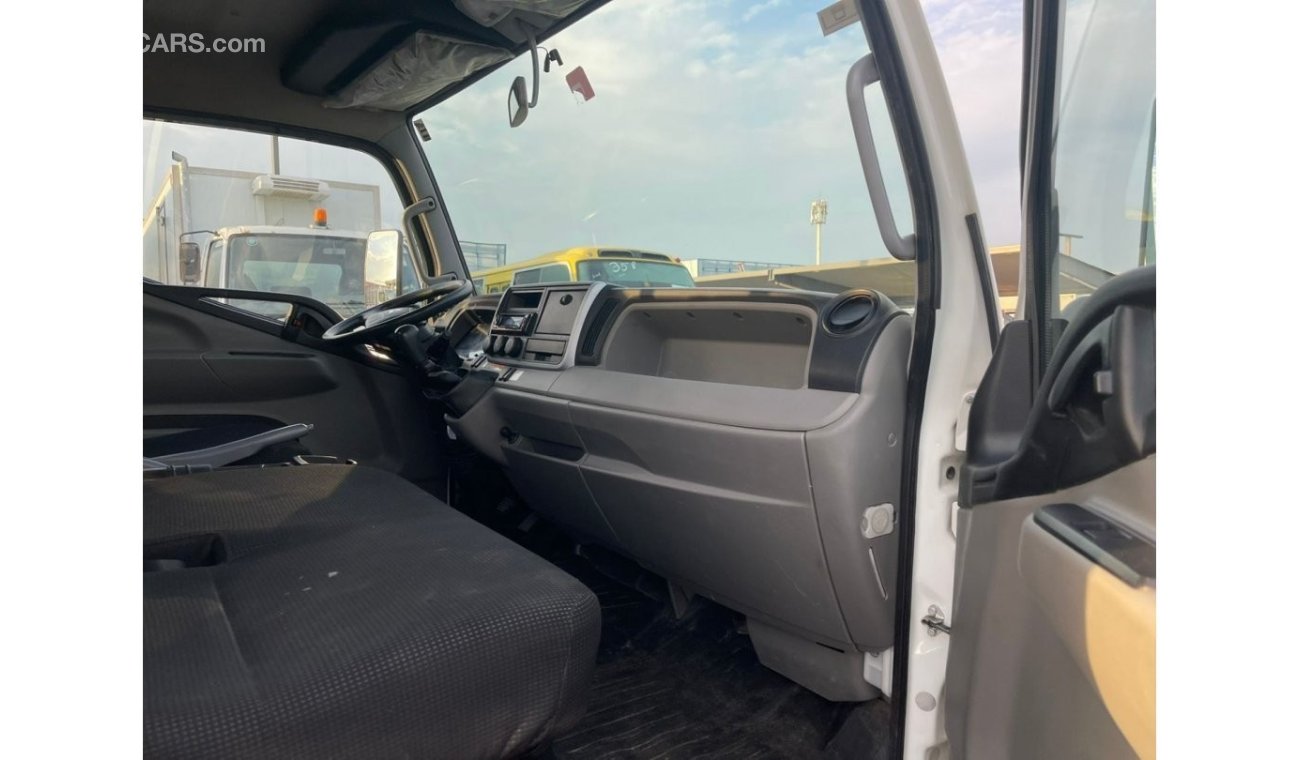 Mitsubishi Canter 2019 Ref#731