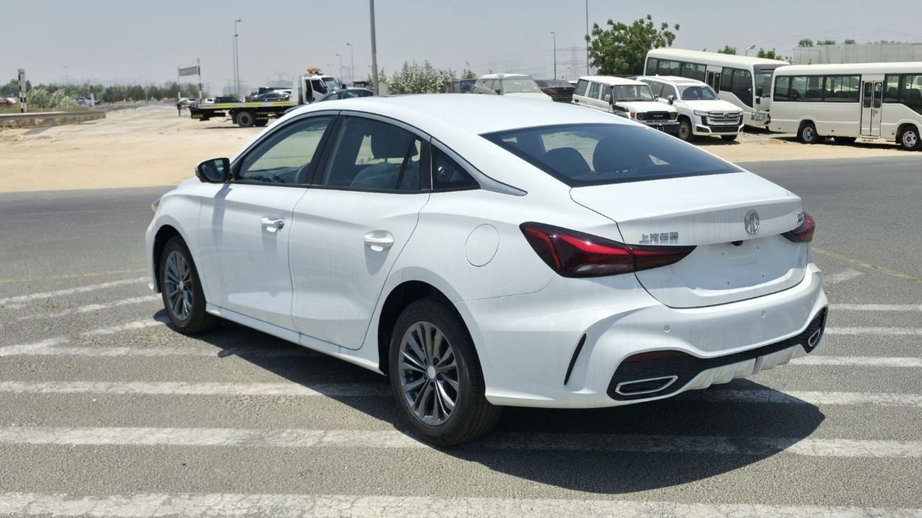 MG 5 LUX MG5 - Sunroof - 360 Cameras - 2026 Brand New (Export)