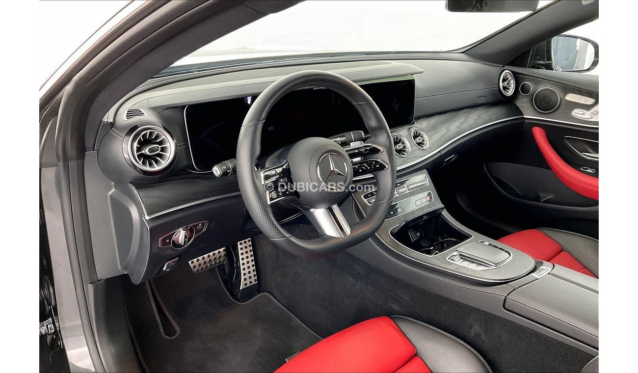 Mercedes-Benz E200 Premium