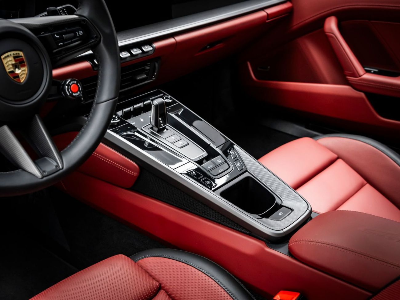 Porsche 911 2025 Porsche 911 Carrera, October 2026 Porsche Warranty, Low KMs, GCC