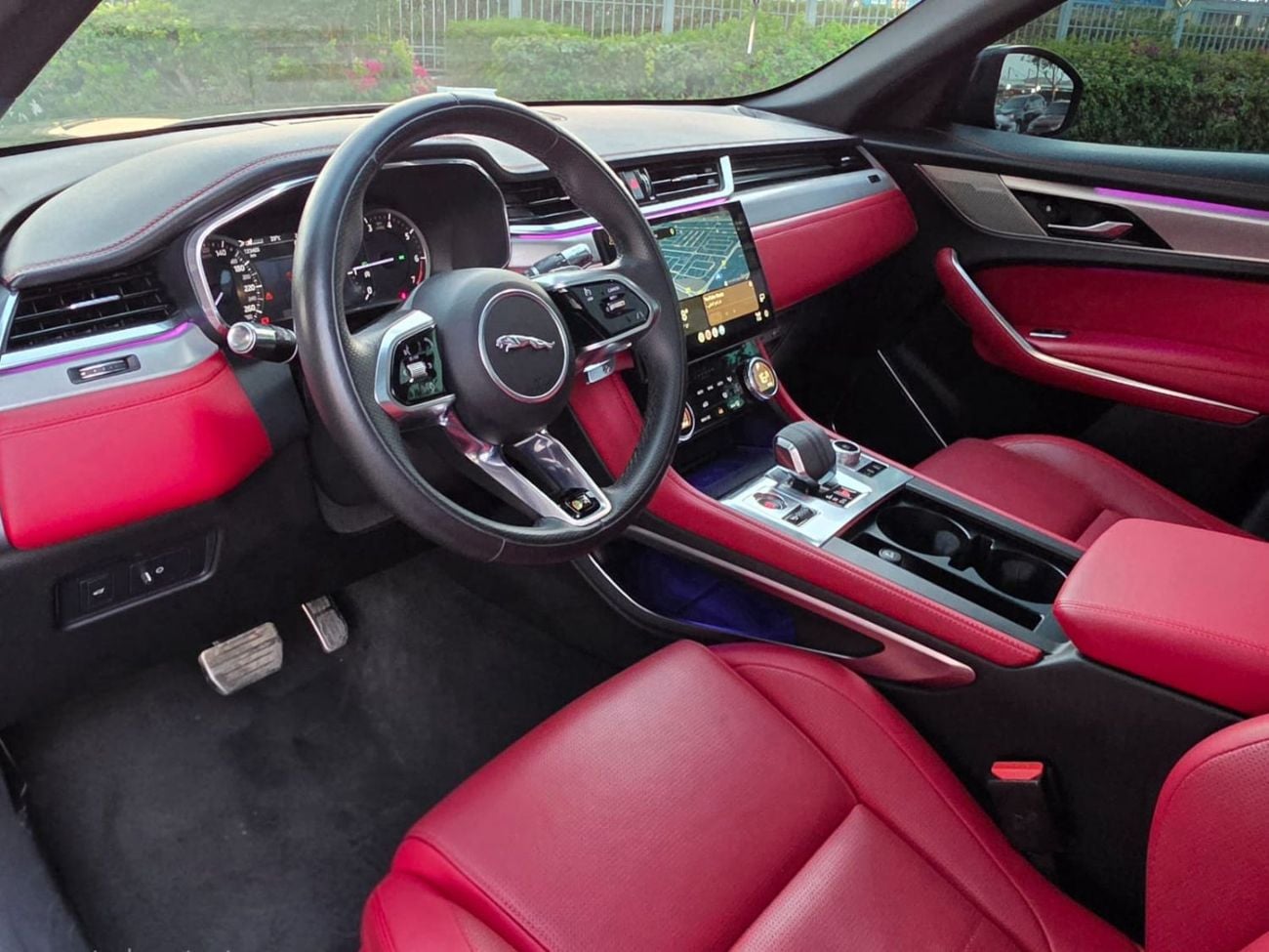 Jaguar F-PACE R-DYNAMIC HSE P250 Jaguar F-Pace R-Dynamic 2022 GCC Specs - Full Service History Excellent Condition