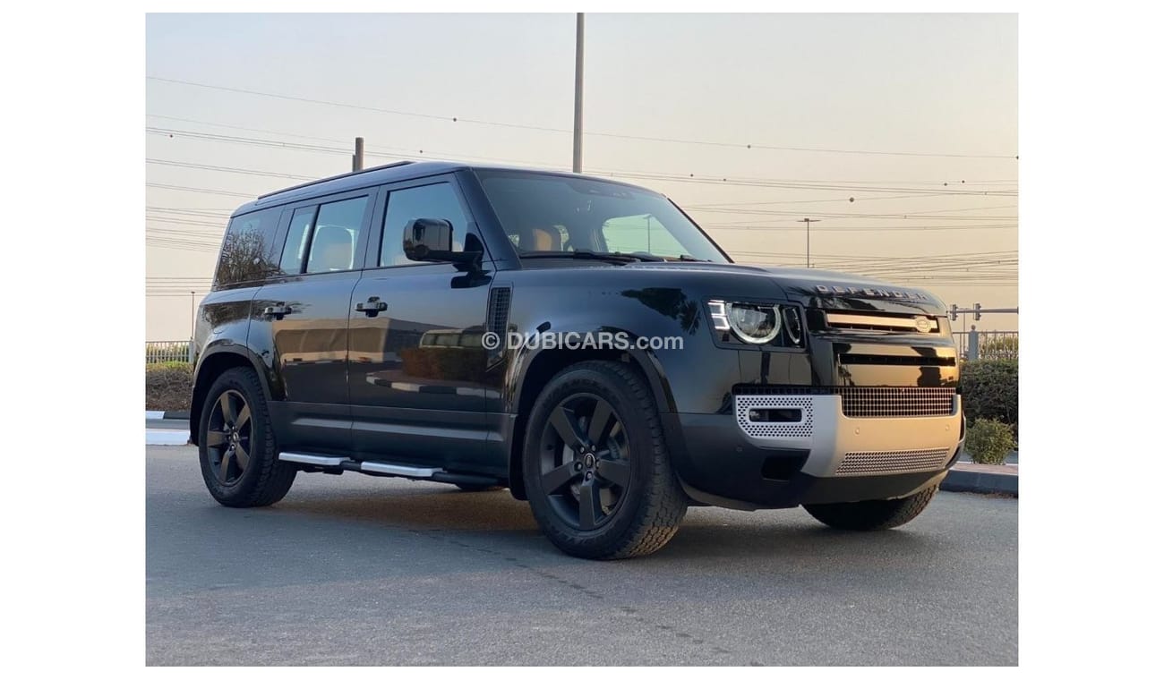 Land Rover Defender BLACK TAN GCC SPEC UNDER WARRANTY AND SERVICE