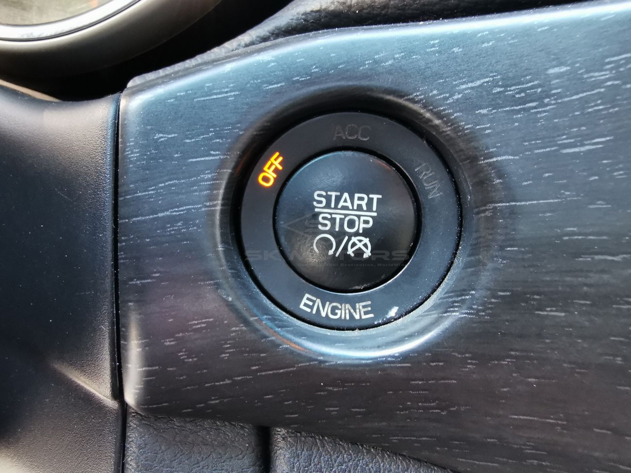 جيب جراند شيروكي 3.6L, 20" Rims, DRL LED Headlights, Front & Rear A/C, Driver Power Seat, Leather Seats (LOT # 269)