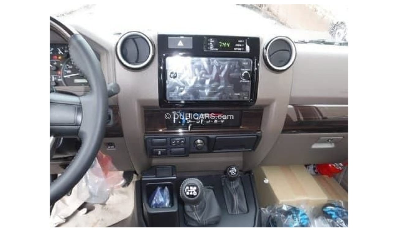 Toyota Land Cruiser Pick Up VDJ79 P/UP D/CAB 4.5L DSL - 23YM - FULL  - EDITION - BEIG_TAN (EXPORT OFFER)