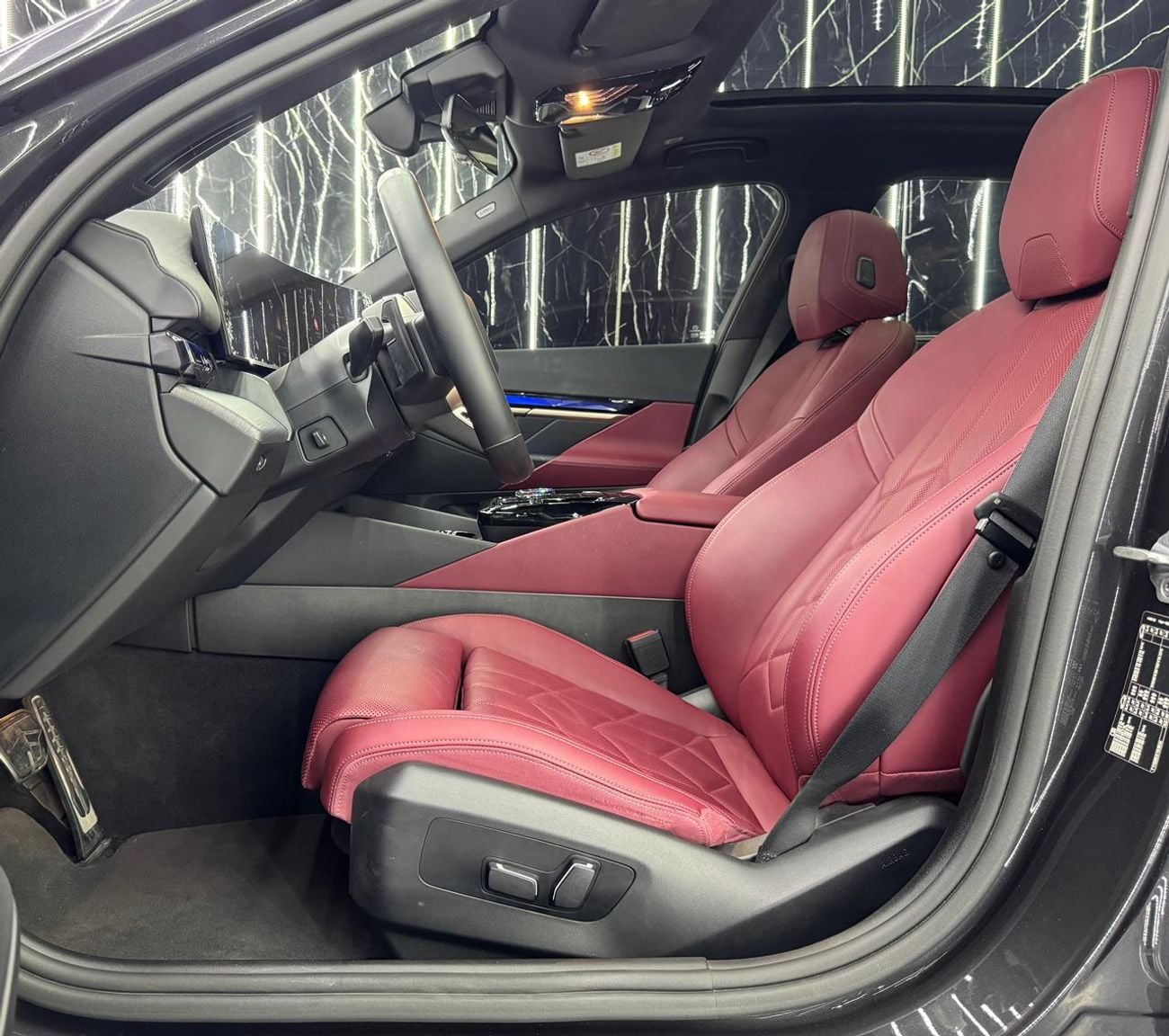 BMW 520i 2.0L /Gold Line Package