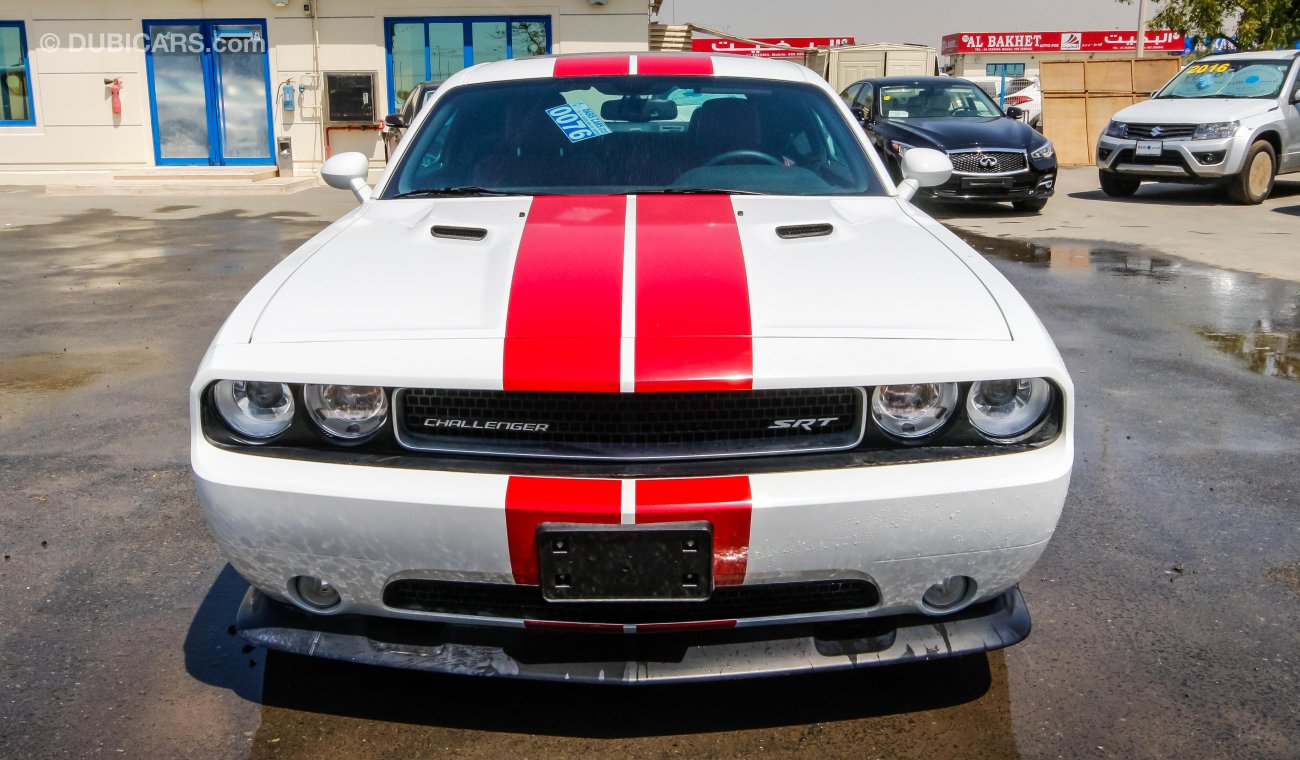 دودج تشالينجر Hemi SRT