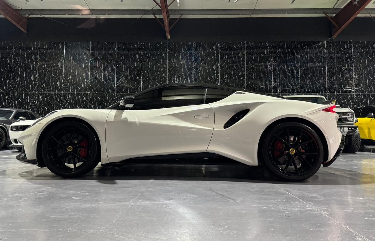 لوتس أميرة Emira - 2.0L,360Hp,8- Speed Automatic,RWD