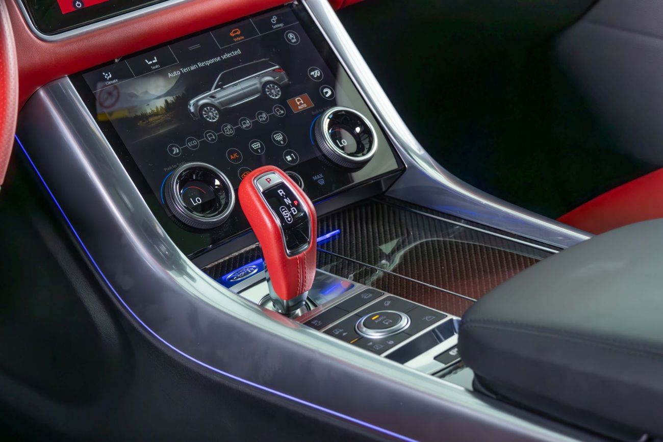 لاند روفر رينج روفر سبورت SVR 5.0L (550 HP)