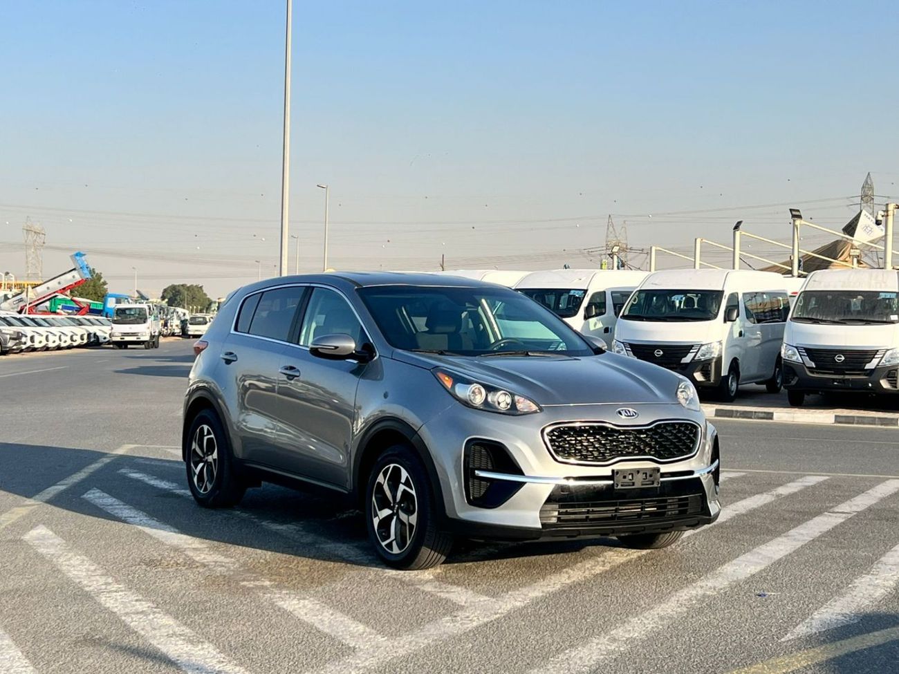 كيا سبورتيج 2020 Kia Spotage LX Mid-Option - 2.4L V4 - Rear Camera - Electric Seat
