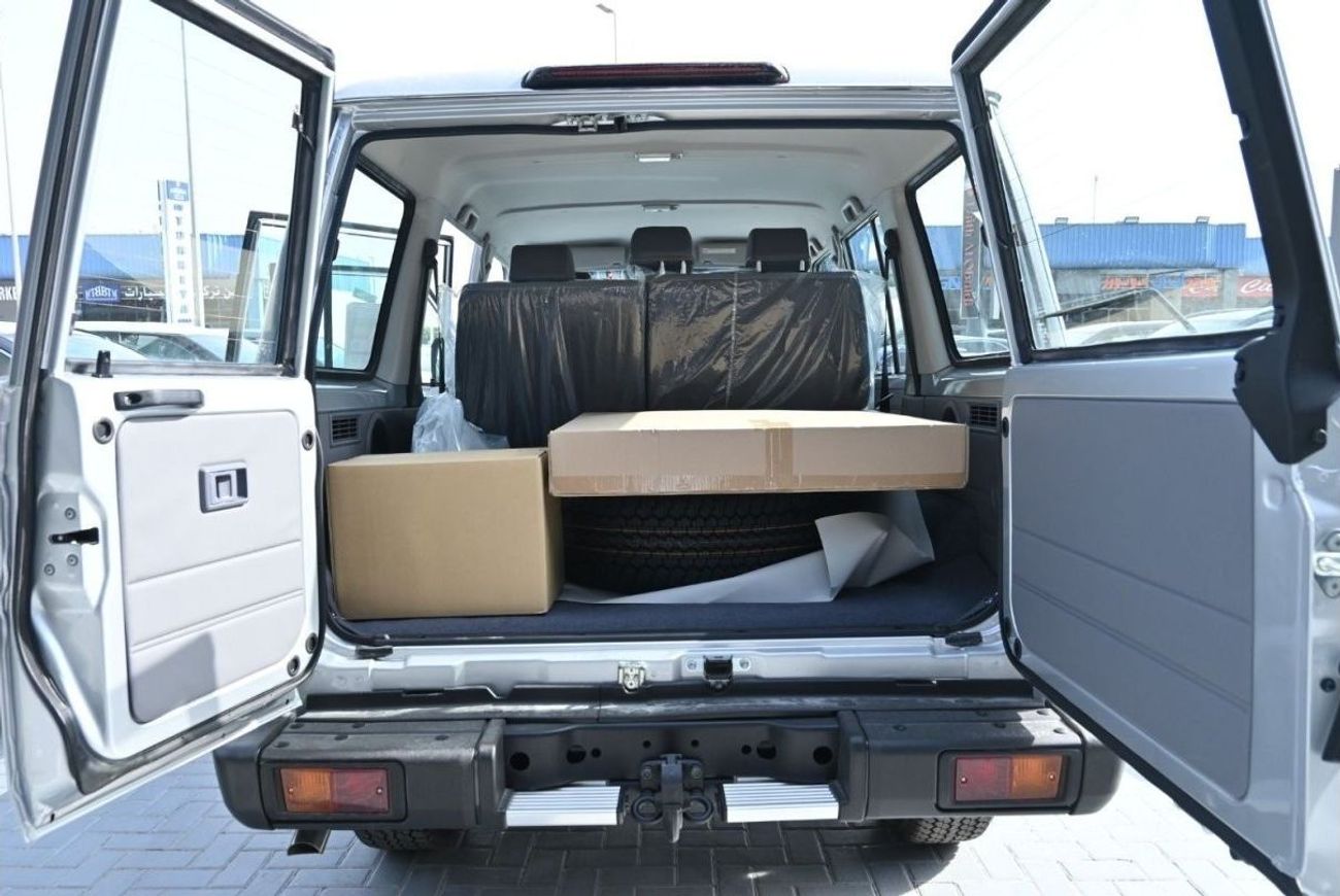 Toyota Land Cruiser 70 Toyota Land Cruiser Hard Top, 4.5L V8 Turbo Diesel Manual Transmission, Model 2024