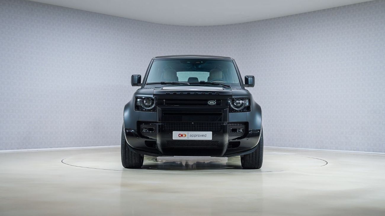 لاند روفر ديفندر | AED 8,140 PM | Warranty Nov-2029 | GCC