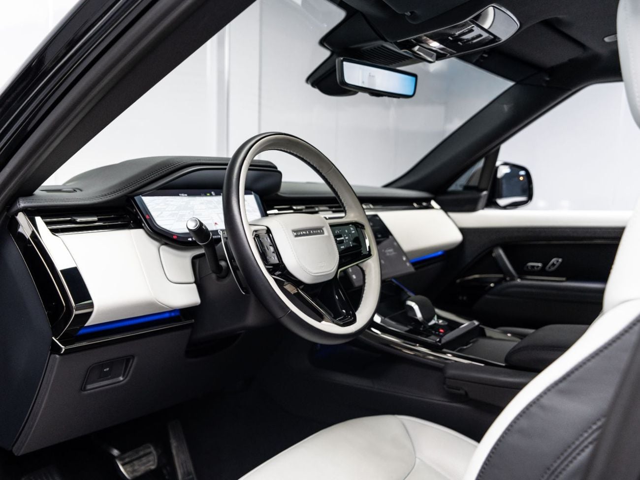 Land Rover Range Rover Sport DYNAMIC HSE P400 BUY NOW, PAY 2027 | THE BLACKLINE STANDARD | Jan 2029 Al Tayer Warranty