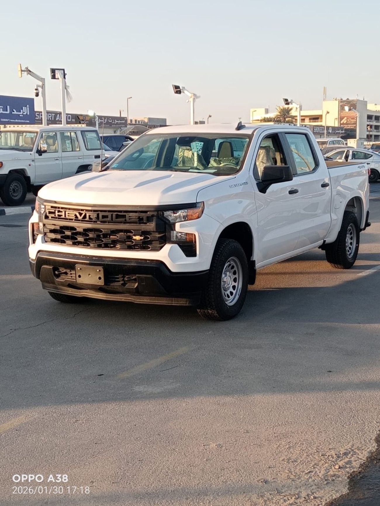 شيفروليه سيلفارادو Double cabin ,4WD, Automatic , 5.3L