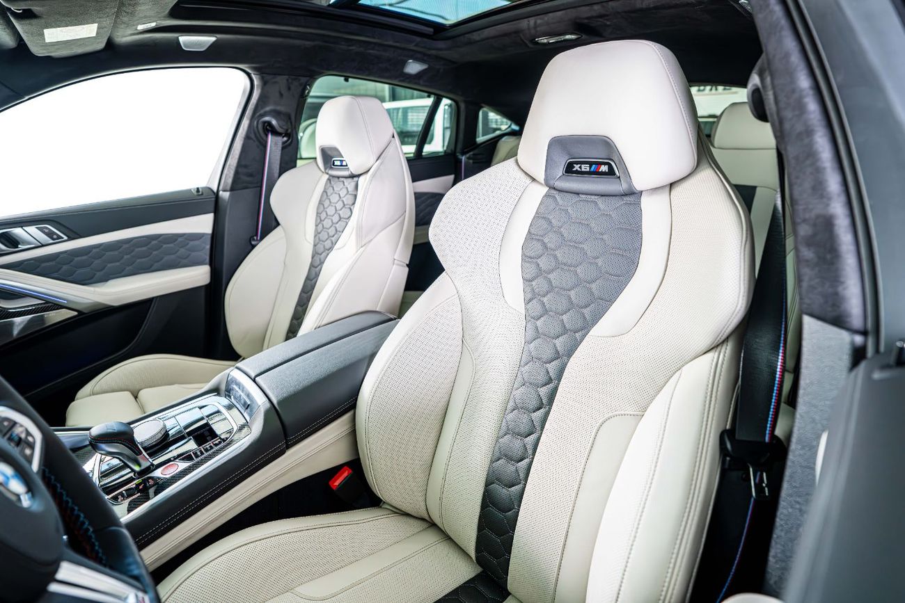 BMW X6M Competition 4.4L Full Option - 2025 - Brand New - Twin-turbo 4.4L V8