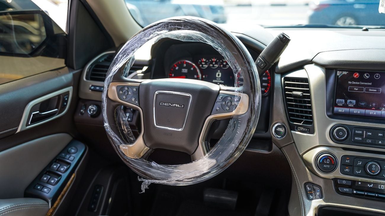 GMC Yukon DENALI