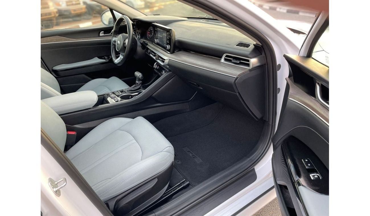 Kia K5 2021 Kia K5 EX 1.6L Turbo V4 Full Option Panoramic View With Radar And Sensor - 37,800 Km