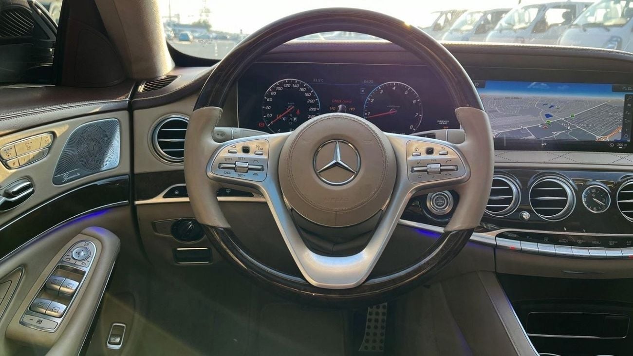 Mercedes-Benz S 560 Std 4Matic | V8 | GCC | Low Mileage