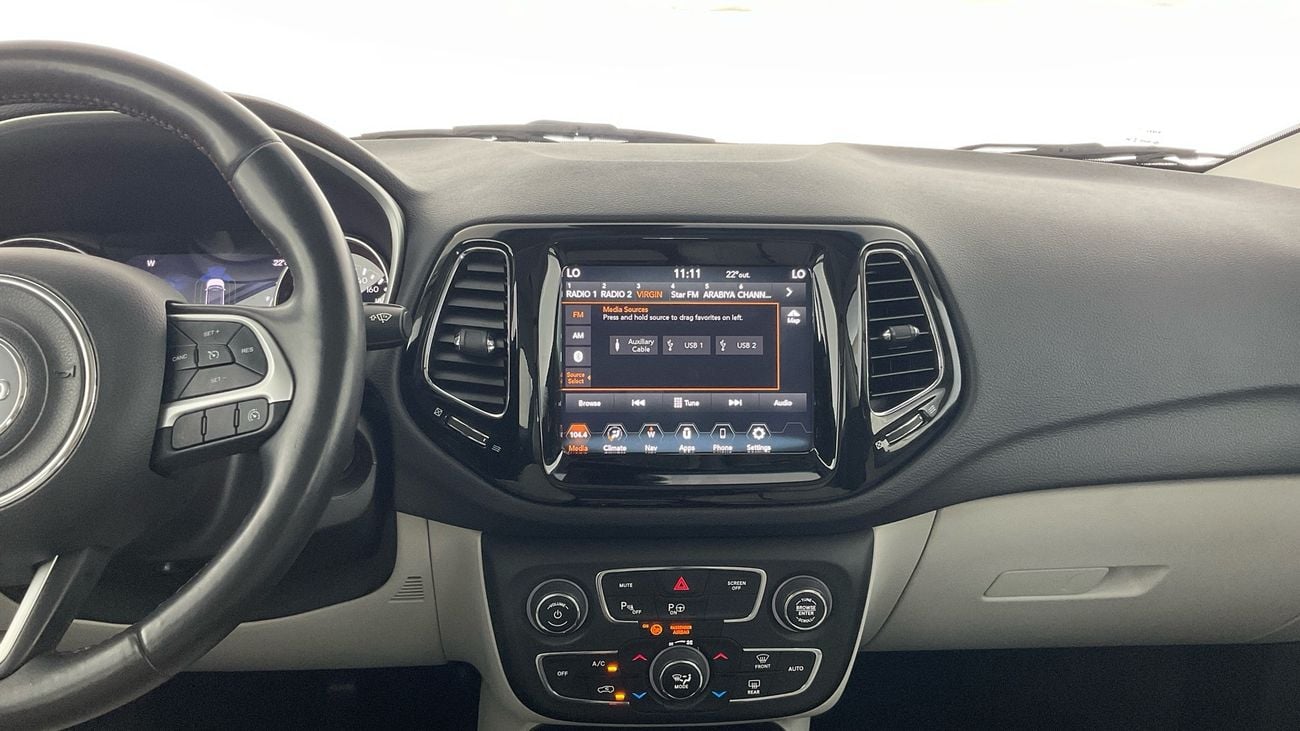 جيب كومباس Limited | شامل الضمان | 0 ﺪﻔﻋﺓ ﺃﻮﻟﻯ