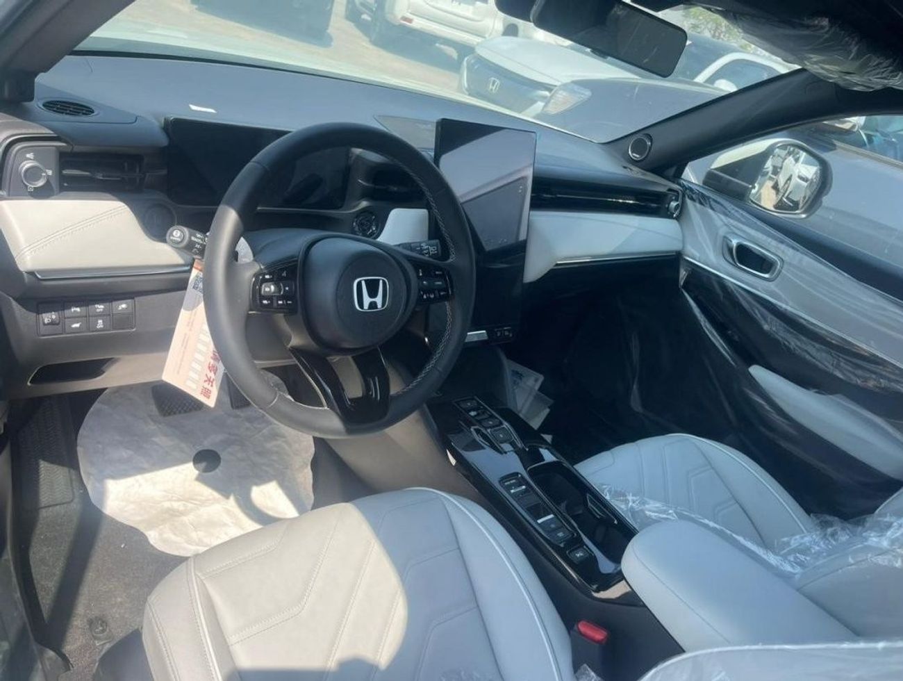 هوندا e:NS1 2023 Honda E:NS1 Electric Engine Full option Automatic Zero KM