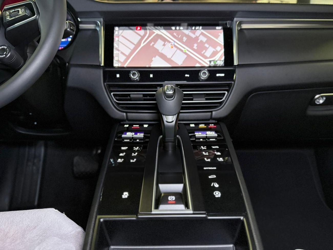 Porsche Macan 2026 Porsche Macan| GCC | Dealer Warranty | 21-inch RS Spyder Rims