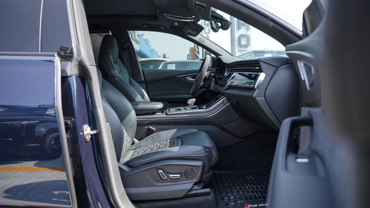 أودي RSQ8 PERFORMANCE
