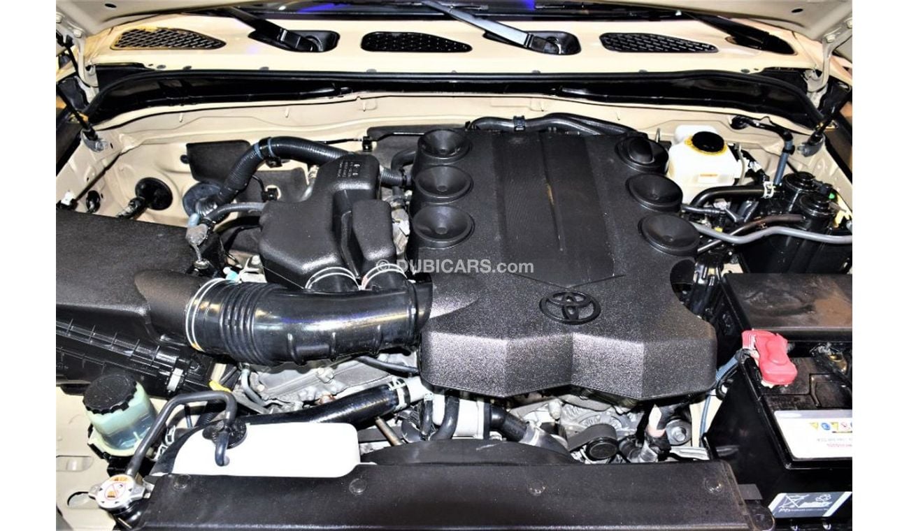 Toyota FJ Cruiser AMAZING Toyota FJ Cruiser GXR 2017 Model!! in Tan Color! GCC Specs