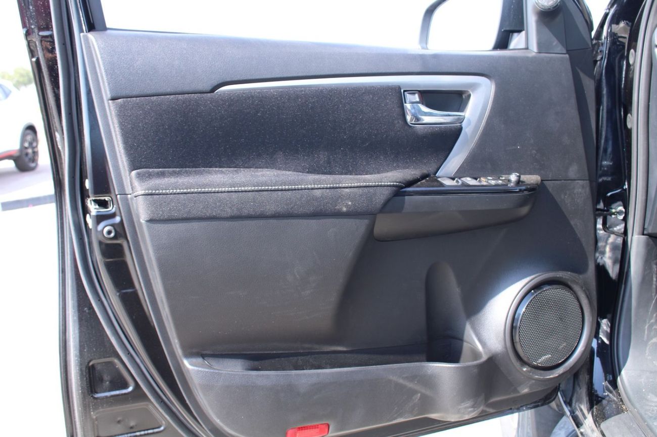 Toyota Fortuner TOYOTA FORTUNER 2.7L PETROL 4WD COMFORT  AUTO