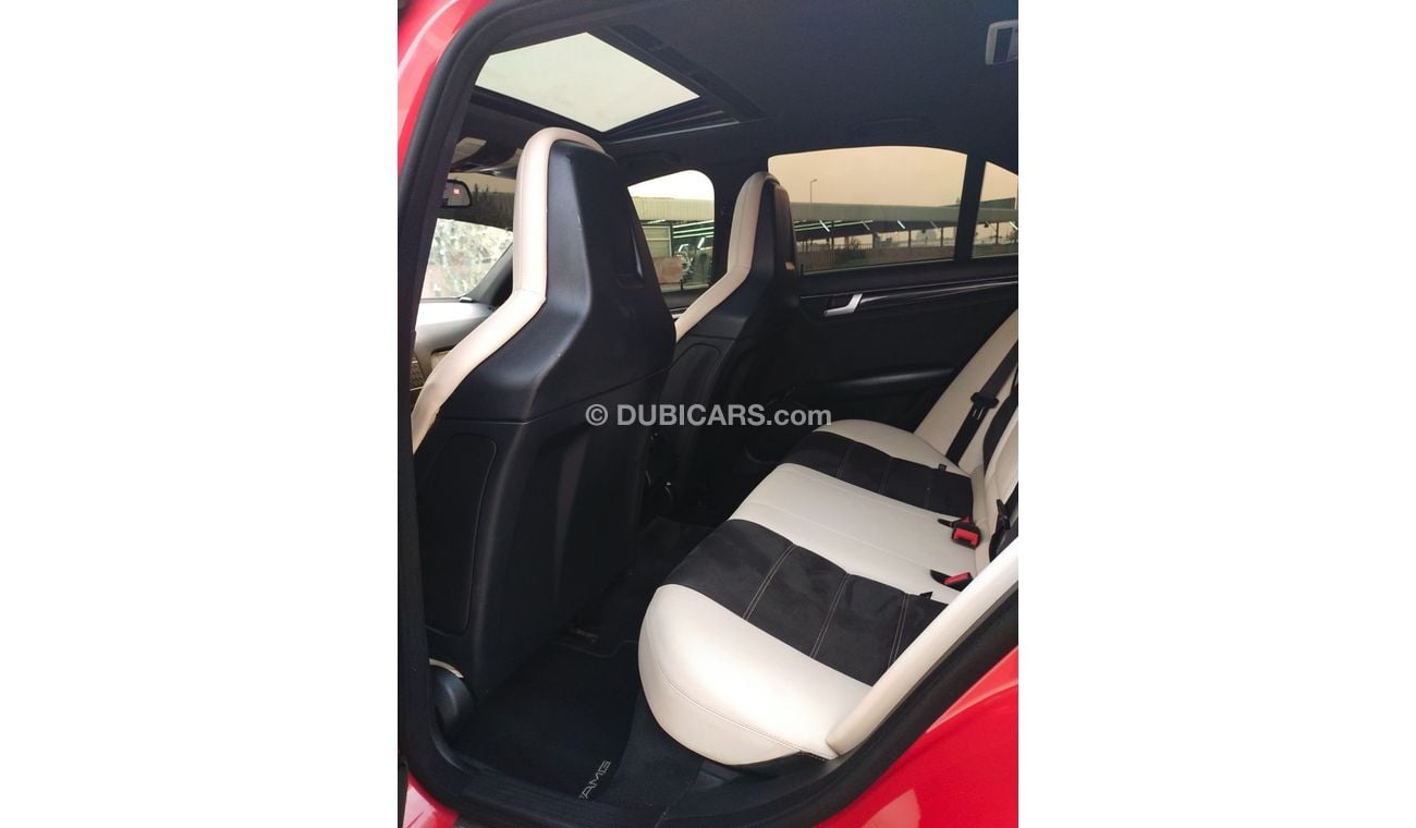 Mercedes-Benz C 63 AMG Mercedes C63 AMG