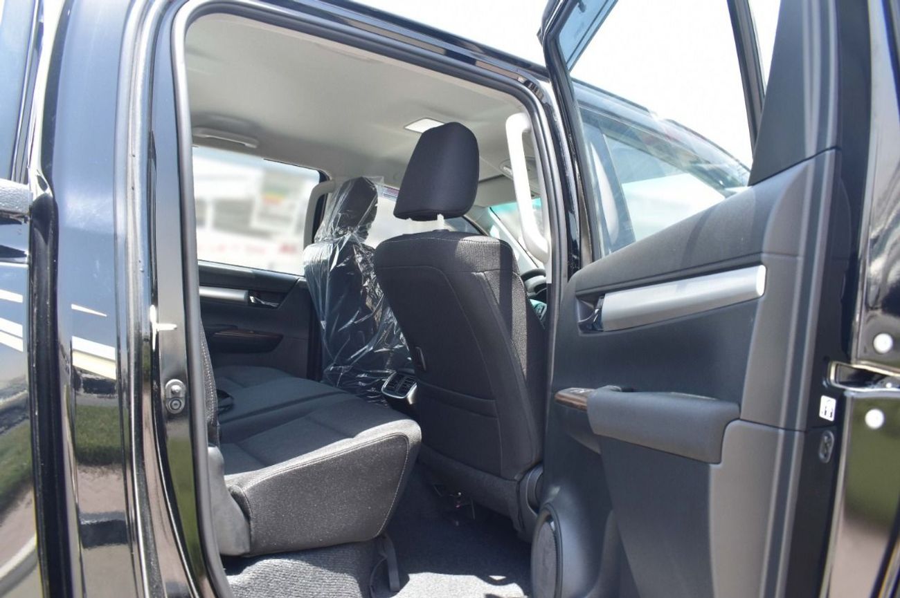 Toyota Hilux TOYOTA HILUX SR5 2.7L MT 2025 FULL OPTION