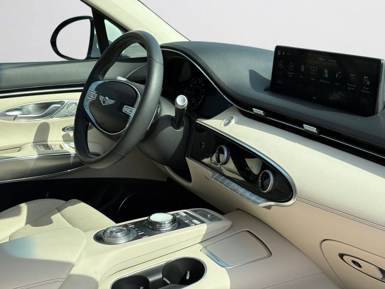 Genesis GV70 PREMIUM AED 2,240 P.M | 0% DOWN PAYMENT | GENESIS GV70 2.5T AWD | 2.5L TURBO – 304 HP | 2025