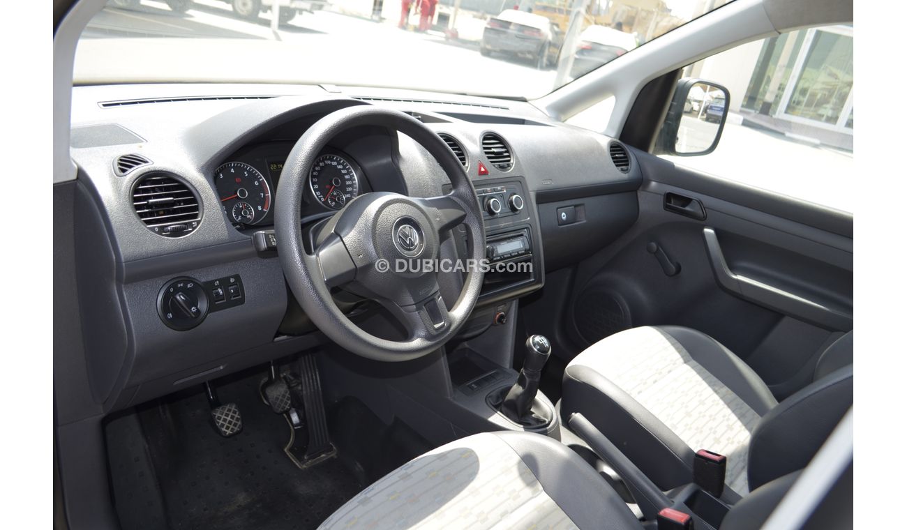Volkswagen Caddy PANEL DELIVERY VAN GCC SPECS