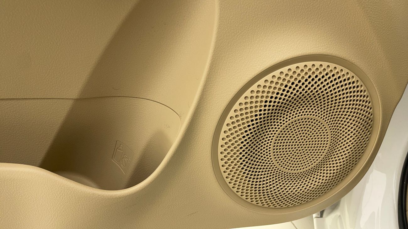 تويوتا يارس SE 1.5 | بدون دفعة مقدمة | اختبار القيادة في المنزل