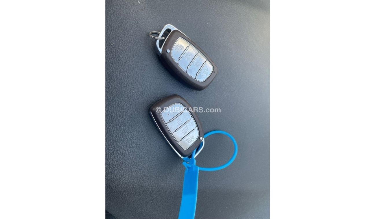 Hyundai Santa Fe GLS Banking facilities without the need for a first payment