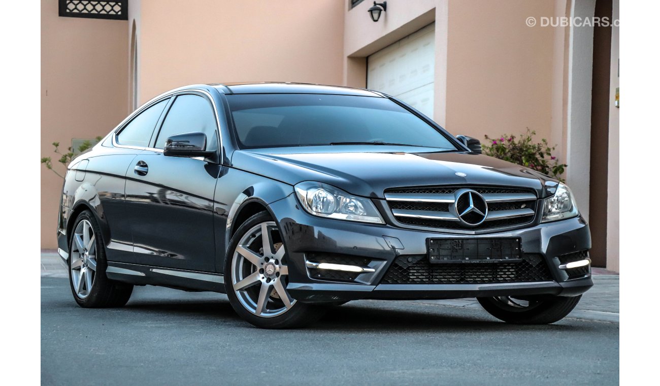 مرسيدس بنز C 250 Coupe 2014 GCC under 2 Years Warranty with Zero Down-Payment.