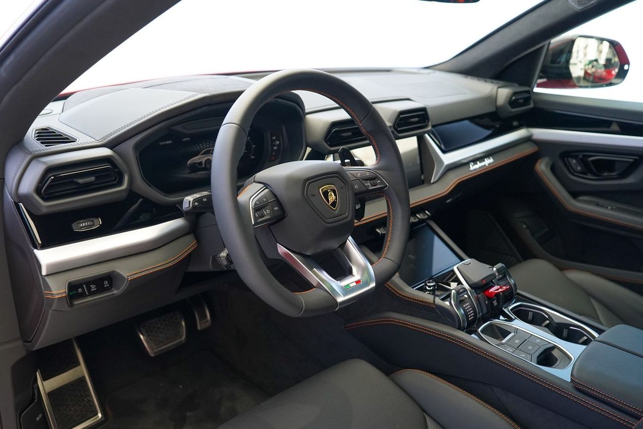 لامبورغيني اوروس STD 4.0T V8