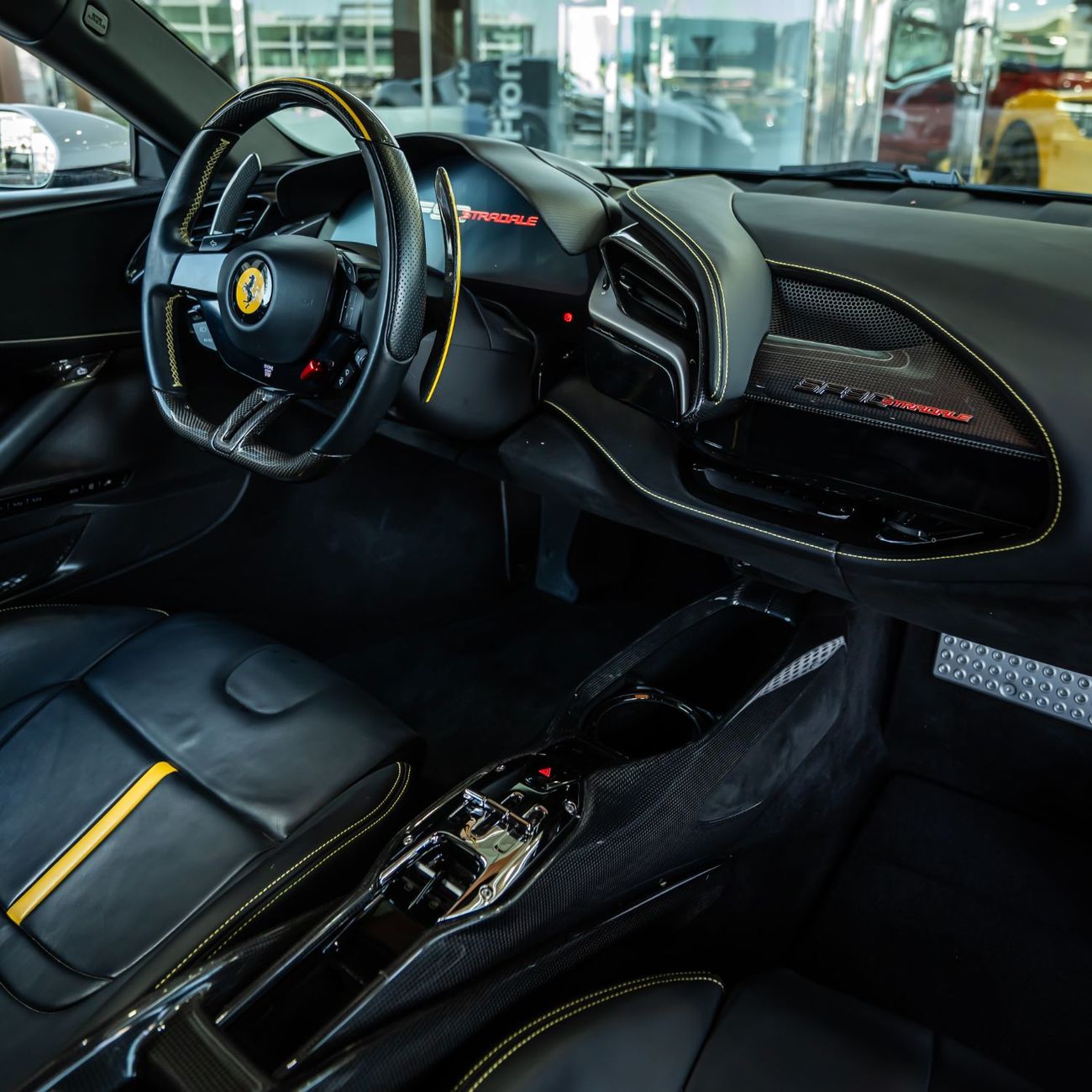 فيراري SF90 ستراديل 2022 FERRARI SF90 ASSETO FIORANO ( NOVITEC BODY KIT ) DONE ONLY 5000KM GCC WITH WARRANTY