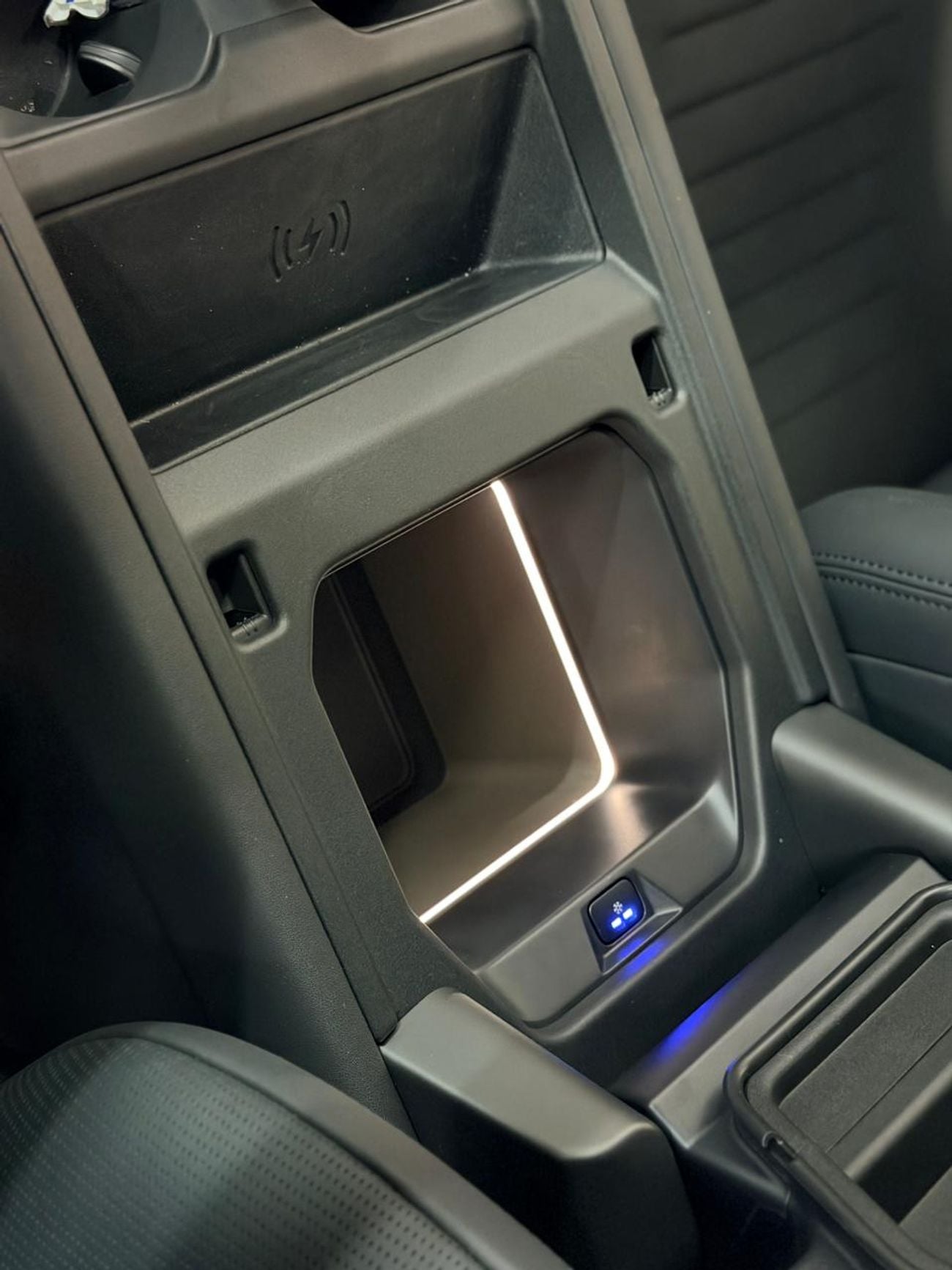 Land Rover Defender 110 P635 OCTA V8 2026