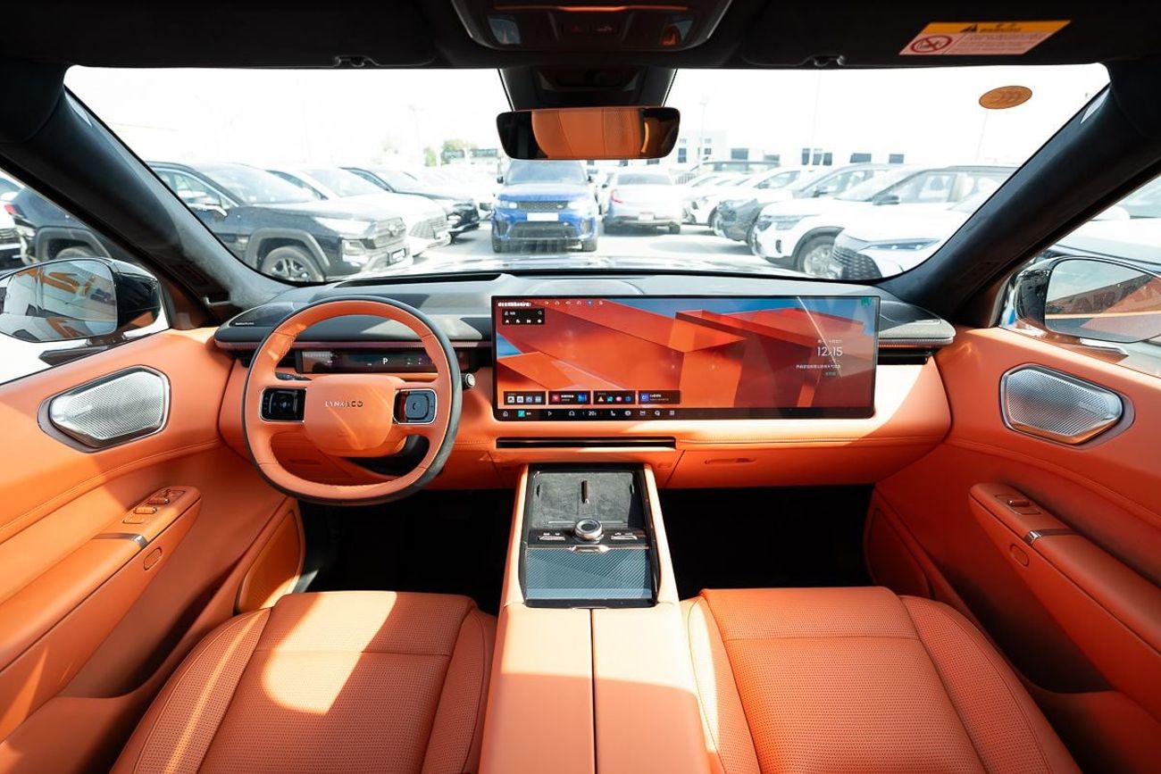 Lynk & Co 900 900 2.0T Ultra model 2025