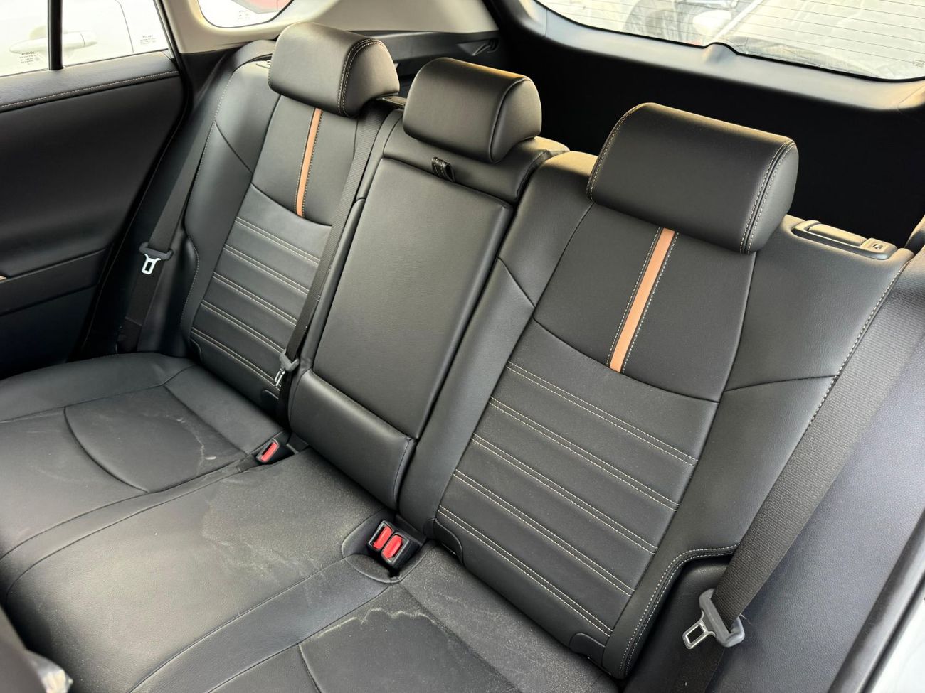 تويوتا وايلدلاندر Luxury 2.0L Petrol (2WD) 2025 Export Price @ 88,500 AED