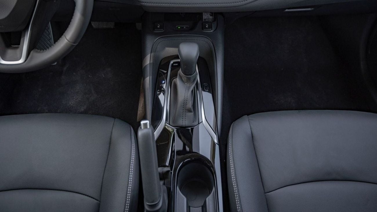 تويوتا كورولا 1.8L PETROL, FULL OPTION, PUSH START, SUNROOF 2026