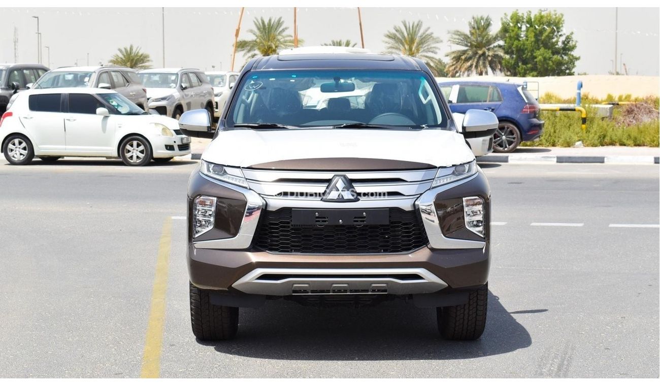 Mitsubishi Montero Montero Sport 2021 3.0L E72+ | GCC specs 4x4 (Sunroof/Heating Seats) | Brown/Black Leather Interior