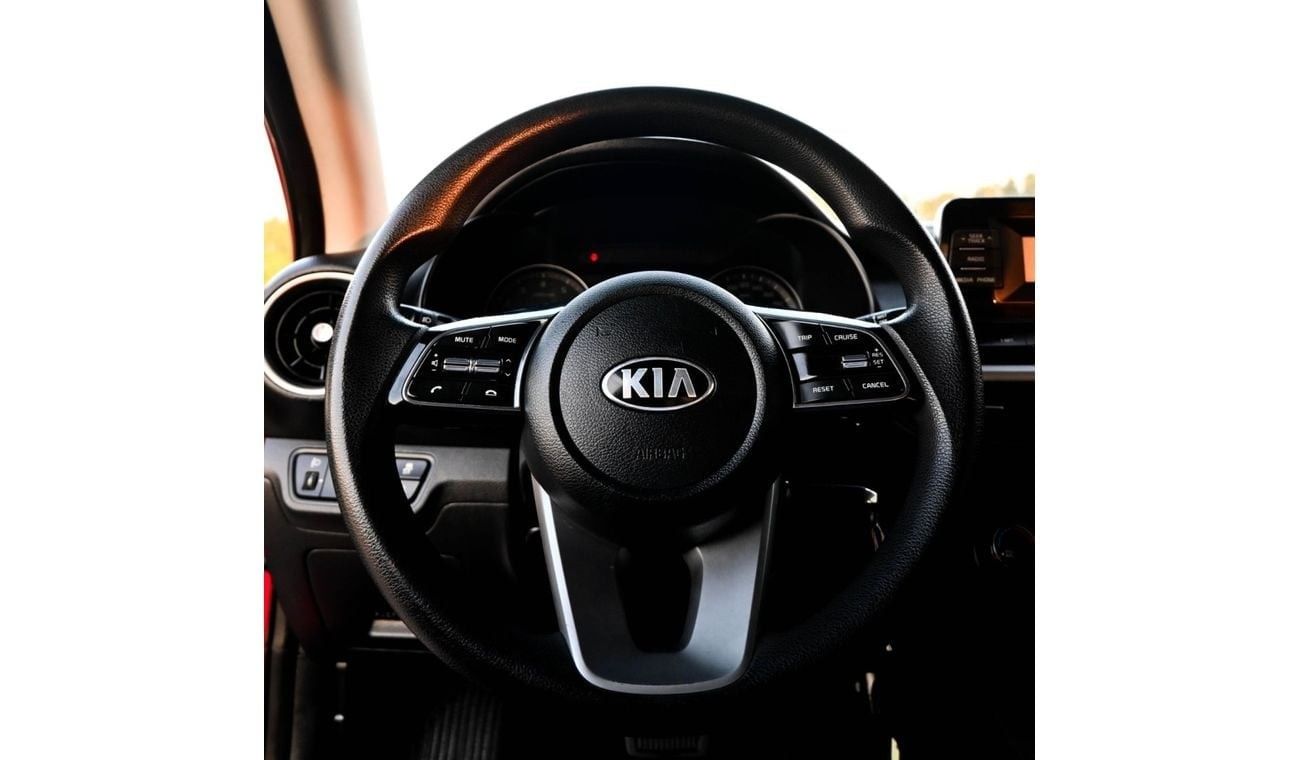كيا سيراتو Base 1.6L Kia Cerato 2019 GCC in excellent condition, inside and out