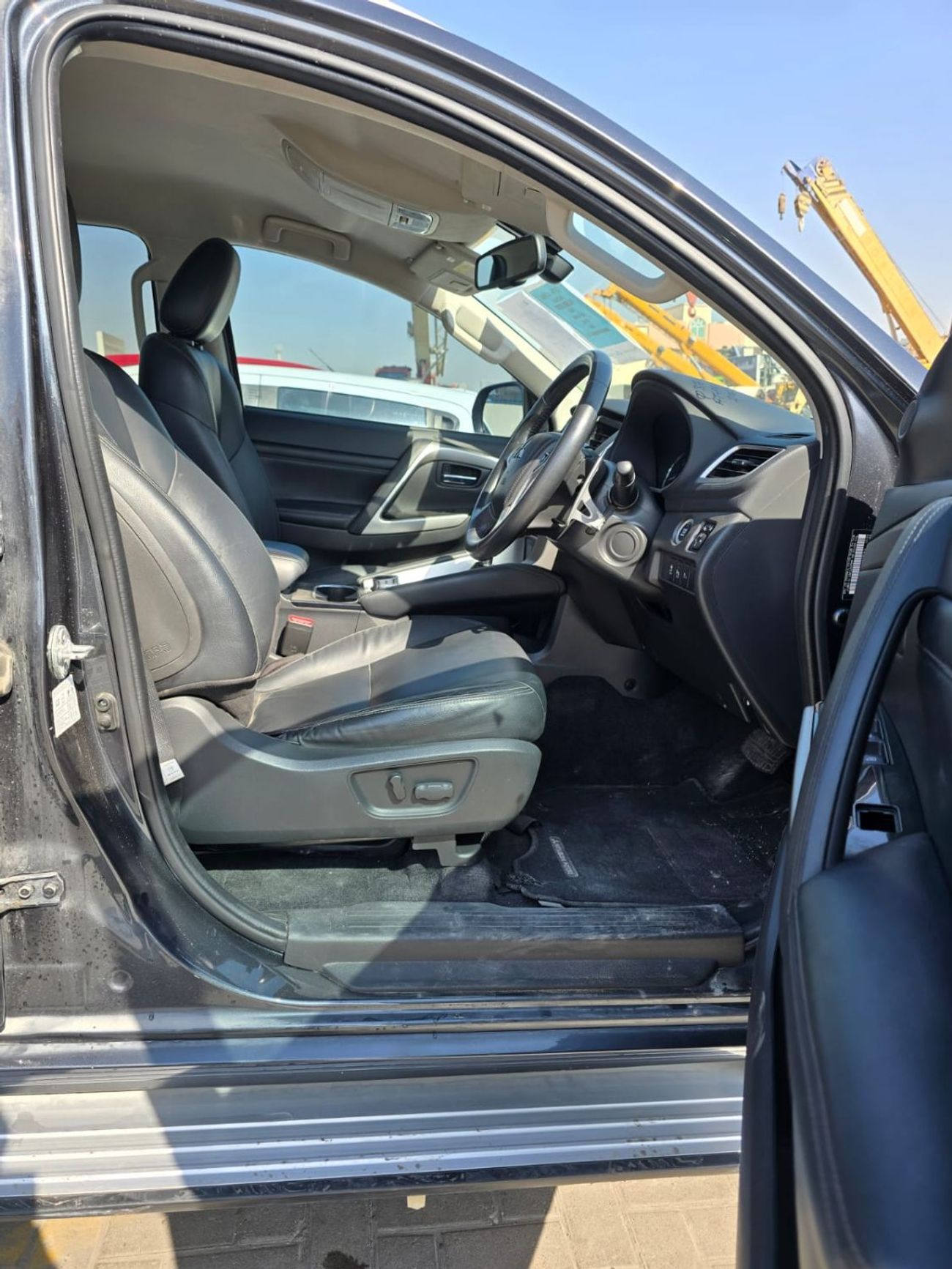 Mitsubishi Pajero Sport