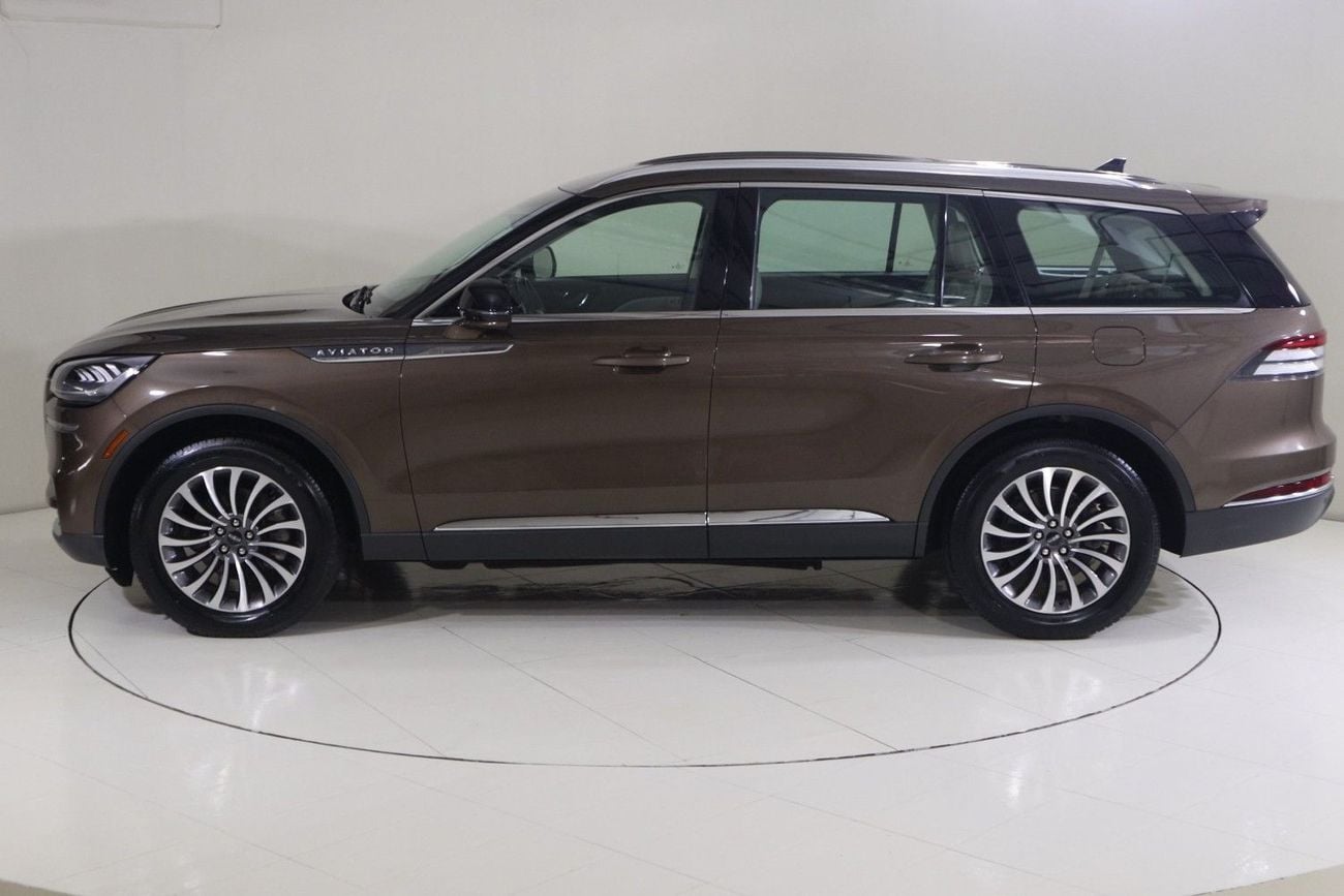 Lincoln Aviator Std 3.0L AVI122 / FREE Insurance + Registration / AL TAYER MOTORS AL QOUZ SHOWROOM