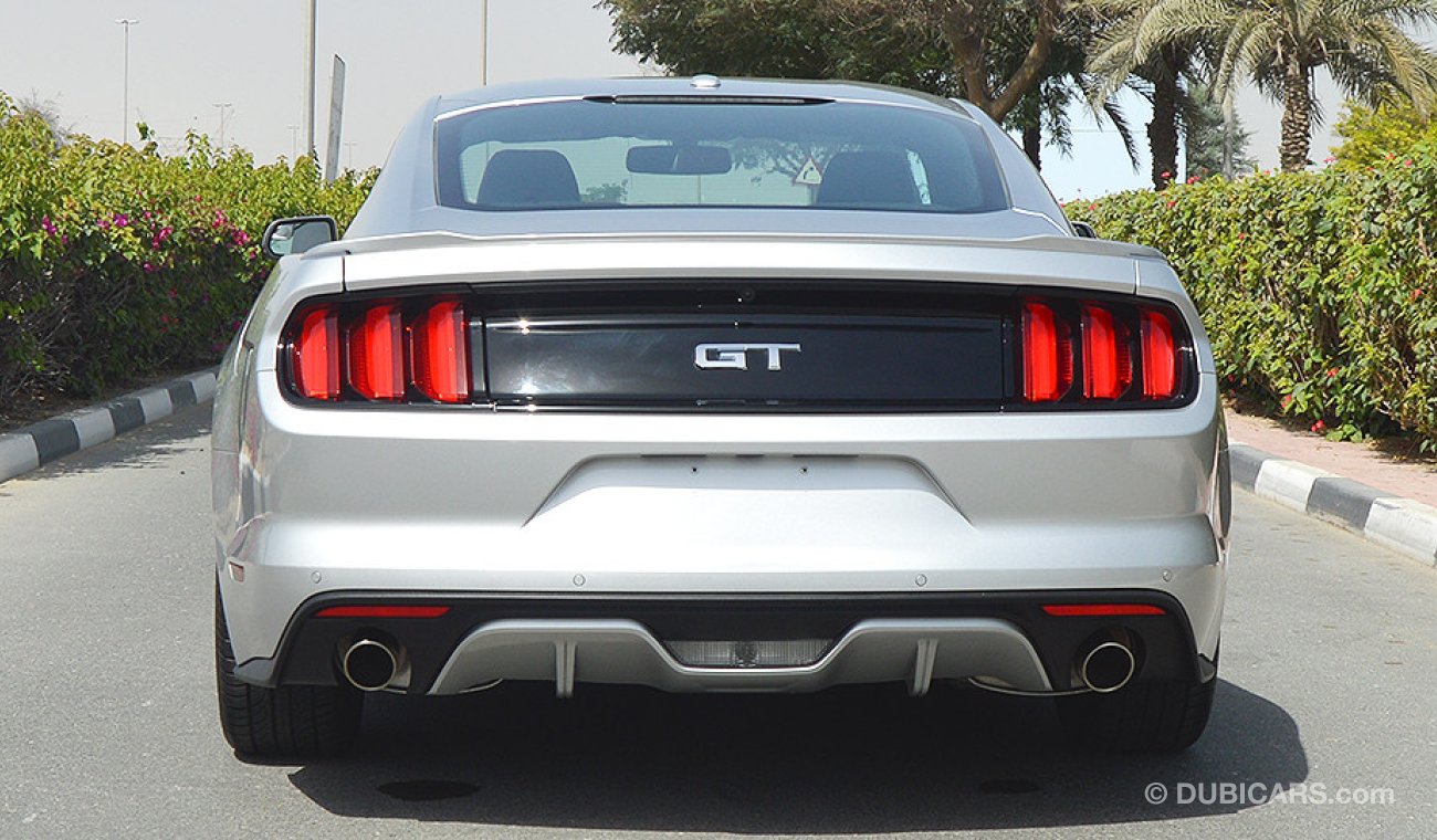 Ford Mustang GT Premium, 5.0 V8 GCC with 1 Year Warranty